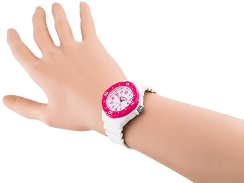 ZEGAREK DAMSKI CASIO LRW-200H 4BV (zd557j)