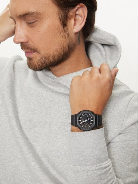 ZEGAREK MĘSKI CASIO G-SHOCK OCTAGON GA-2100-1AER (zd139a)