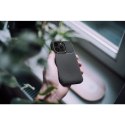 Futerał do iPhone 16 PRO Carbon Premium czarny