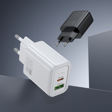 Ładowarka sieciowa do telefonu Hoco USB A + USB C QC3.0 PD 3A 30W + kabel USB C do Lightning N63 biała