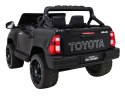 Toyota Hilux na akumulator dla dzieci Czarny Pickup + Napęd 4x4 + Pilot