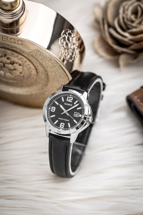 Zegarek Casio Collection LTP-V004L-1B (zd568f)