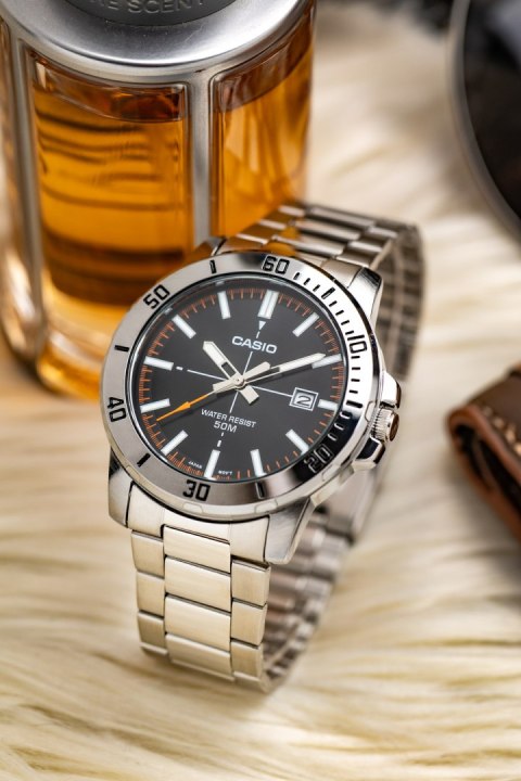 Zegarek Casio MTP-VD01D-1E2VUDF