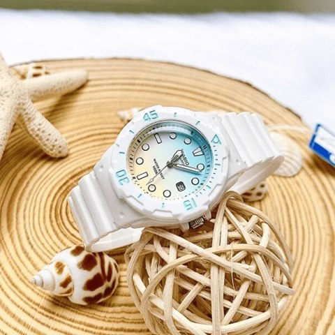 ZEGAREK DAMSKI CASIO LRW-200H 2E2VDR (zd557m)