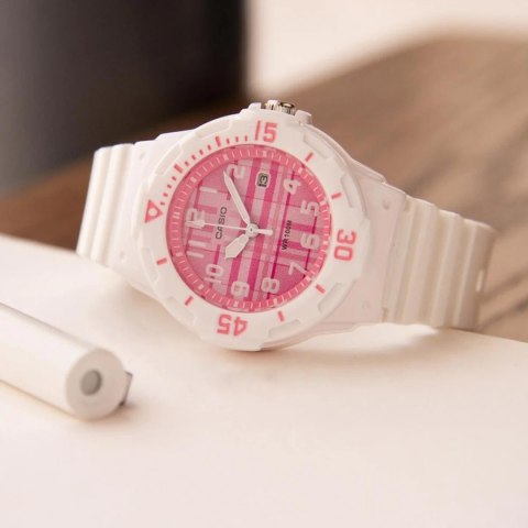 ZEGAREK DAMSKI CASIO LRW-200H 4CVDF (zd557l)