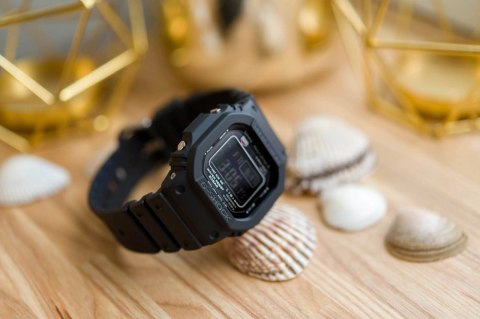 Zegarek Casio G-Shock GW-M5610U-1BER