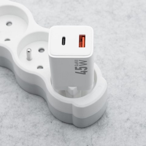 Ładowarka sieciowa do telefonu Forcell F-Energy Mini GaN III USB C + USB A PD QC4.0 45W VT-36 biała