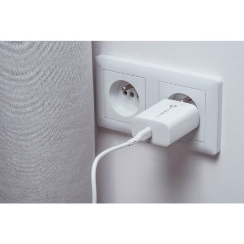 Ładowarka sieciowa do telefonu Forcell F-Energy USB C QC4.0 PD 3A 25W + kabel USB C do USB C TFK-TC-25WPD biała