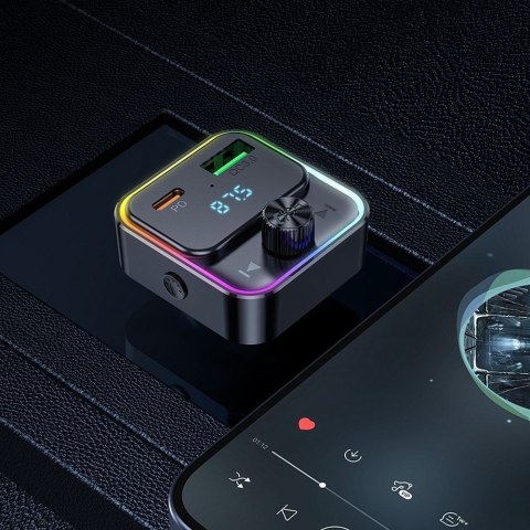 Ładowarka samochodowa Hoco USB A + USB C QC3.0 PD 30W z transmiterem E81 czarny