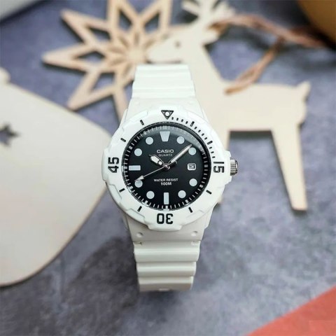 ZEGAREK DAMSKI CASIO LRW-200H 1EV (zd557c)