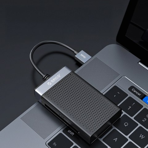 Czytnik kart pamięci Orico CL4D-A3 USB-A 3.0 SD microSD CF MS 5 Gb/s - czarno-srebrny