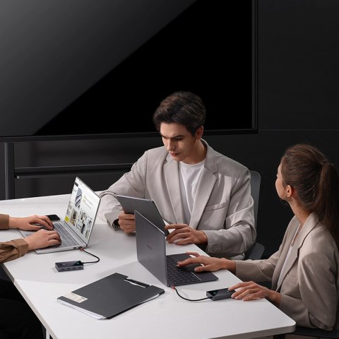 Hub USB-C Baseus PioneerJoy 4xUSB-A 3.0 - szary