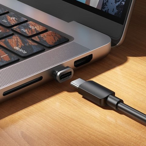 Kabel z końcówką magnetyczną USB C do USB C Hoco QC3.0 PD 5A 240W 1,2 m U159 czarny