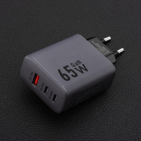 Ładowarka sieciowa do telefonu Forcell F-Energy GaN 2 x USB C + USB A QC4.0 PD 4A 65W VT-42B szara