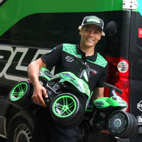 FALK Jeździk Racing Zielony Szerokie Koła od 2 Lat