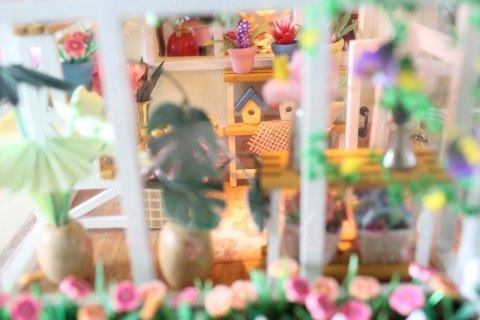 HONGDA Składany Drewniany Model Puzzle 3D DIY Dom z czerwonym daszkiem