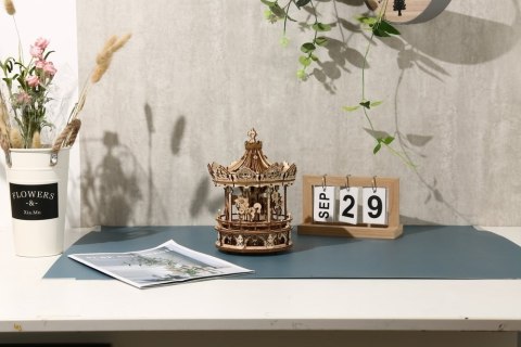 ROBOTIME Drewniane Puzzle 3D - Pozytywka Romantyczna Karuzela