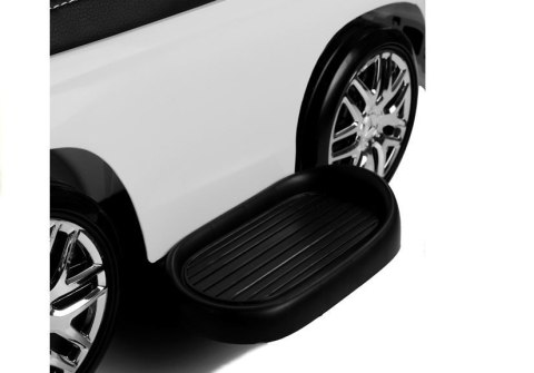 JEŹDZIK MERCEDES GLE 63 Z DASZKIEM BIAŁY
