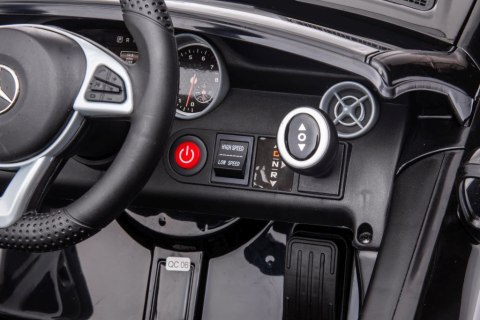 AUTO NA AKUMULATOR MERCEDES SLC 300 CZARNY