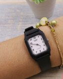 ZEGAREK DAMSKI CASIO LQ-142-7B (zd598c) - KLASYKA