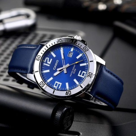 ZEGAREK MĘSKI CASIO MTP-VD01L-2BV (zd169a)