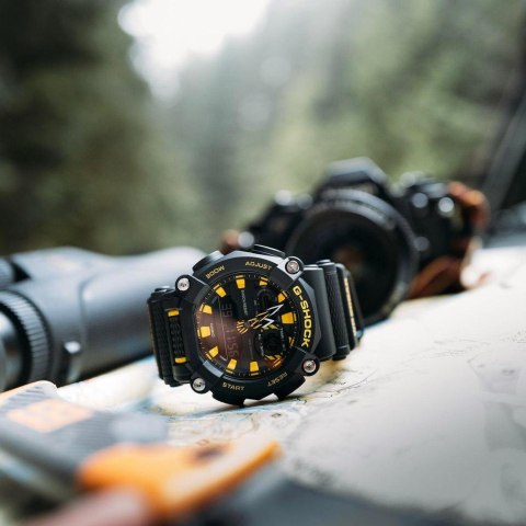 ZEGAREK MĘSKI CASIO G-SHOCK GA-900A-1A9 (zd142d)