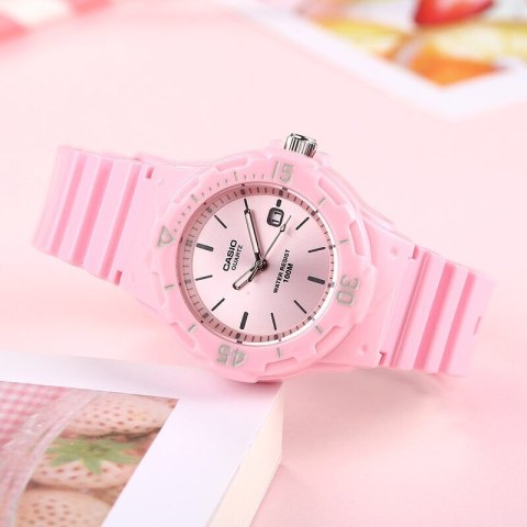 ZEGAREK DAMSKI CASIO LRW-200H 4E4VDF (zd557o)