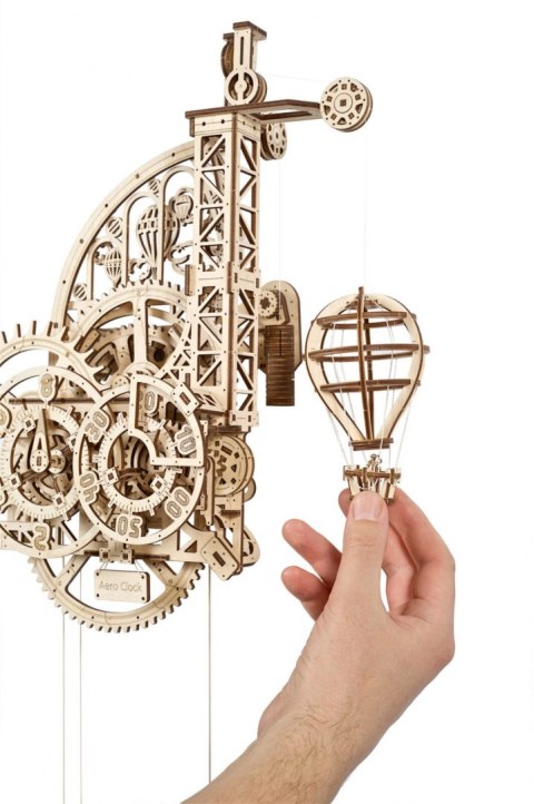 AERO CLOCK. ZEGAR ŚCIENNY Z WAHADŁEM