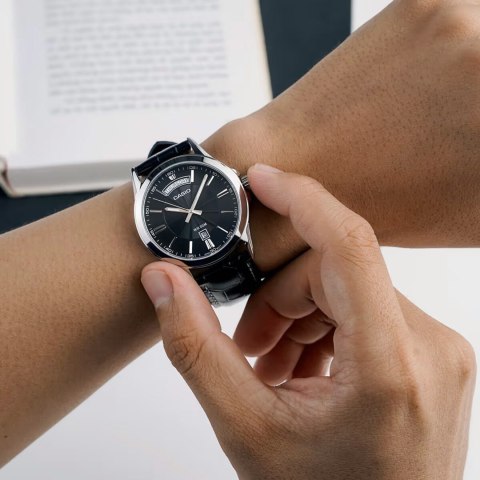 Zegarek Casio Collection MTP-1381L-1A