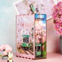 Tonecheer Składany Drewniany Model 3D LED - Book Nook Sakura's Travel